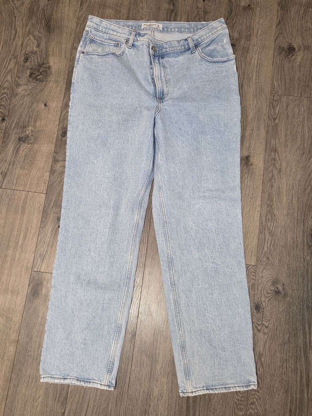 Abercrombie & Fitch Pale Wash Straight Leg Jeans